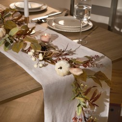OHS Velvet Pumpkin Garland - Natural - £18